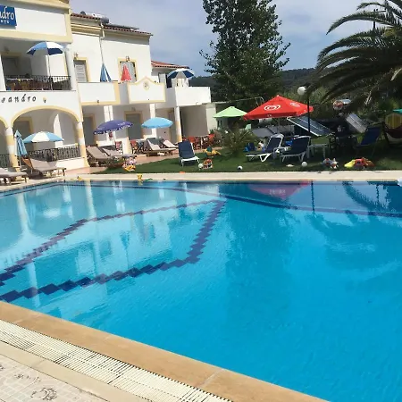 Alessandro Apart-hotel *