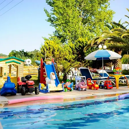 Apart-hotel Alessandro *