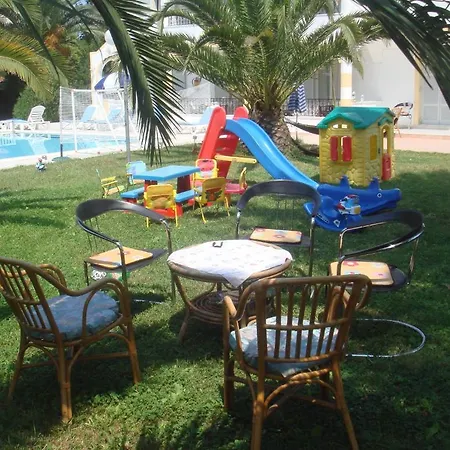 Alessandro Apart-hotel